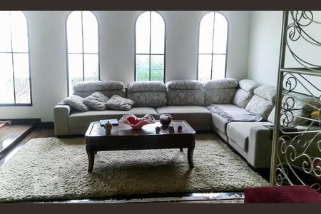 Sala de casa à venda com 6 quartos, 450m² em Vila Guilherme, São Paulo