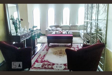 Sala de casa à venda com 6 quartos, 450m² em Vila Guilherme, São Paulo