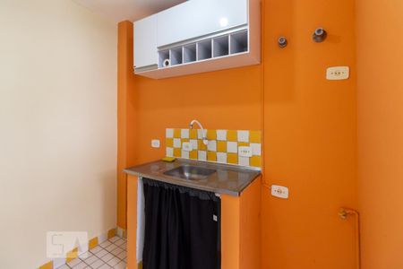 Cozinha de apartamento para alugar com 1 quarto, 32m² em Vila Buarque, São Paulo