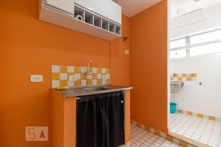 Cozinha de apartamento para alugar com 1 quarto, 32m² em Vila Buarque, São Paulo