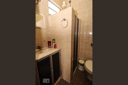 Banheiro de apartamento à venda com 2 quartos, 2m² em Piedade, Rio de Janeiro