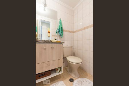 Banheiro Social de apartamento para alugar com 2 quartos, 63m² em Saúde, São Paulo