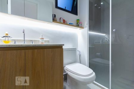 Studio para alugar com 32m², 1 quarto e 1 vaga Studio para alugar com 32m², 1 quarto e 1 vagaBanheiro da Suíte