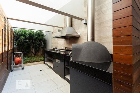 Studio para alugar com 32m², 1 quarto e 1 vaga Studio para alugar com 32m², 1 quarto e 1 vagaÁrea comum - Churrasqueira