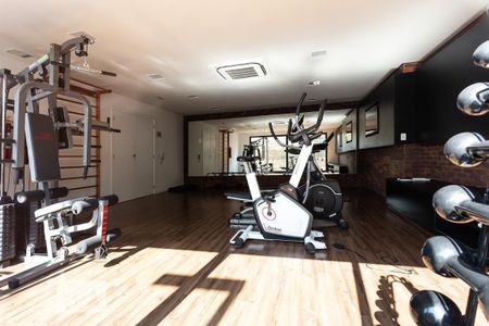 Studio para alugar com 32m², 1 quarto e 1 vaga Studio para alugar com 32m², 1 quarto e 1 vagaÁrea comum - Academia