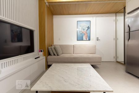 Sala/Cozinha de kitnet/studio para alugar com 1 quarto, 32m² em Vila Olímpia, São Paulo