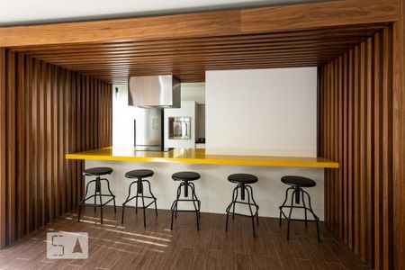 Studio para alugar com 32m², 1 quarto e 1 vaga Studio para alugar com 32m², 1 quarto e 1 vagaÁrea comum - Salão de festas