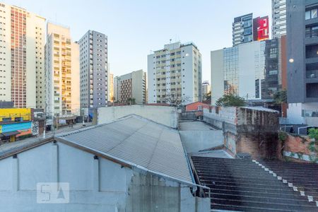 Studio para alugar com 32m², 1 quarto e 1 vaga Studio para alugar com 32m², 1 quarto e 1 vagaVista