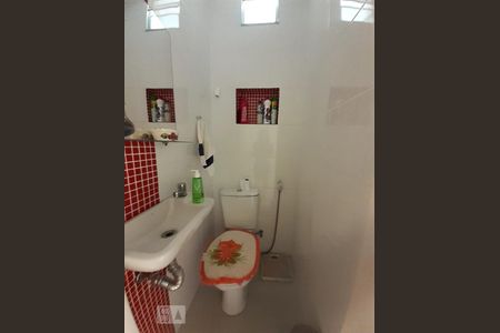 Apartamento à venda com 80m², 2 quartos e 1 vagaLavabo