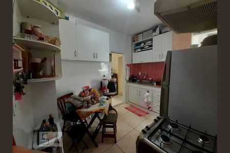 Apartamento à venda com 80m², 2 quartos e 1 vagaCozinha