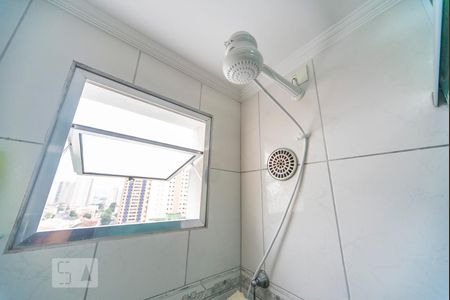 Chuveiro  de apartamento à venda com 2 quartos, 57m² em Vila Valparaíso, Santo André