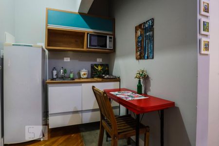 Studio para alugar com 20m², 1 quarto e sem vaga Studio para alugar com 20m², 1 quarto e sem vagaCozinha