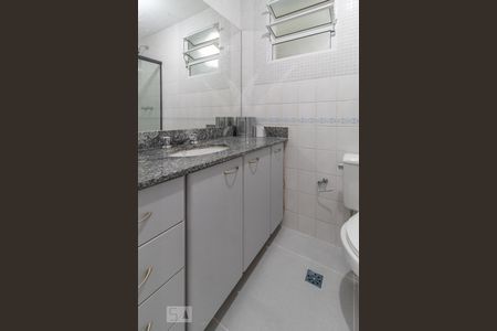 Banheiro 2 de apartamento à venda com 2 quartos, 74m² em Jardim Peri Peri, São Paulo