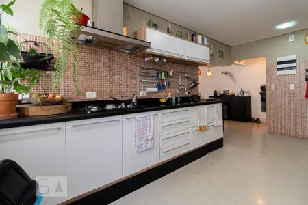 Apartamento à venda com 113m², 3 quartos e 2 vagas Apartamento à venda com 113m², 3 quartos e 2 vagasCozinha
