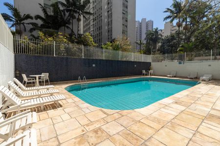 Apartamento à venda com 113m², 3 quartos e 2 vagas Apartamento à venda com 113m², 3 quartos e 2 vagasPiscina