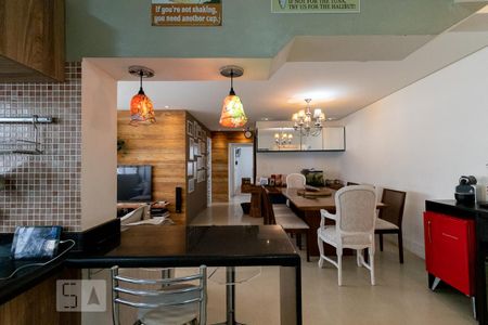 Apartamento à venda com 113m², 3 quartos e 2 vagas Apartamento à venda com 113m², 3 quartos e 2 vagasCozinha - sala