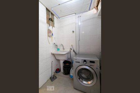 Apartamento à venda com 113m², 3 quartos e 2 vagas Apartamento à venda com 113m², 3 quartos e 2 vagasÁrea de serviço