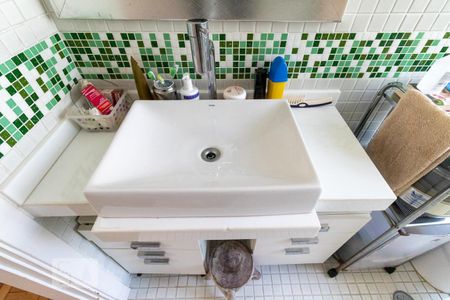 Apartamento à venda com 113m², 3 quartos e 2 vagas Apartamento à venda com 113m², 3 quartos e 2 vagasBanheiro da suíte