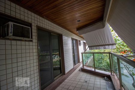 Varanda de apartamento para alugar com 3 quartos, 135m² em Recreio dos Bandeirantes, Rio de Janeiro