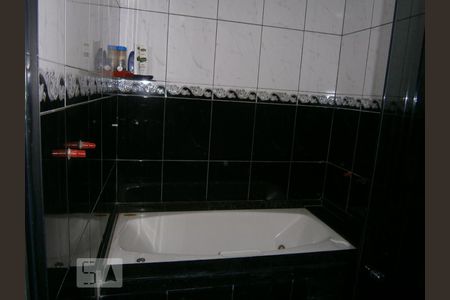 Banheiro 2 de casa para alugar com 2 quartos, 360m² em Quintino Bocaiúva, Rio de Janeiro