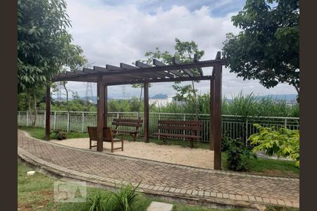 Apartamento à venda com 75m², 2 quartos e 1 vagaÁrea comum