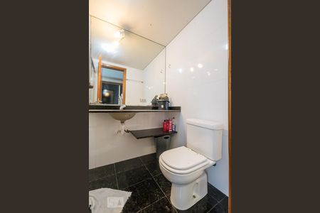 Banheiro de kitnet/studio à venda com 1 quarto, 30m² em Vila Congonhas, São Paulo