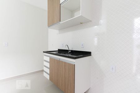 Cozinha  de apartamento para alugar com 2 quartos, 38m² em Vila Carrão, São Paulo