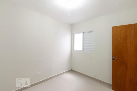 Quarto 1 de apartamento para alugar com 2 quartos, 38m² em Vila Carrão, São Paulo