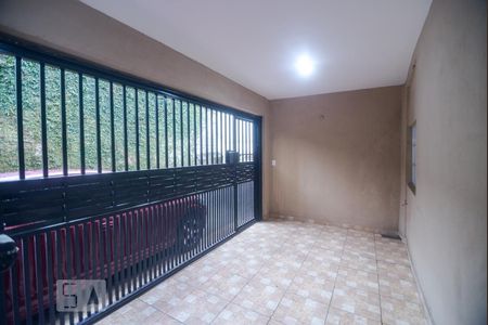 Casa para alugar com 120m², 2 quartos e 1 vaga Casa para alugar com 120m², 2 quartos e 1 vagaGaragem