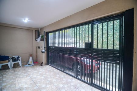 Casa para alugar com 120m², 2 quartos e 1 vaga Casa para alugar com 120m², 2 quartos e 1 vagaGaragem