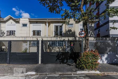 Casa à venda com 250m², 3 quartos e 5 vagasFachada
