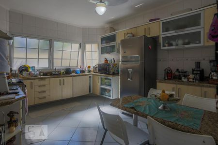 Casa à venda com 250m², 3 quartos e 5 vagasCozinha