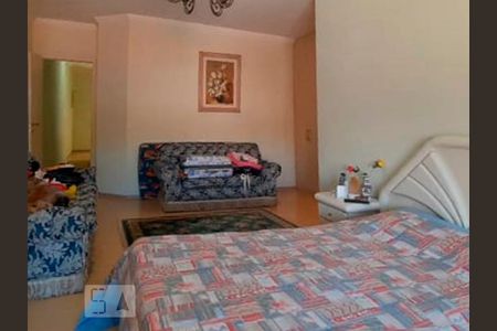 Casa à venda com 250m², 3 quartos e 5 vagasSuíte 3