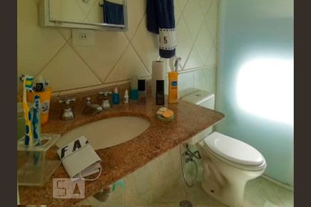 Casa à venda com 250m², 3 quartos e 5 vagasBanheiro