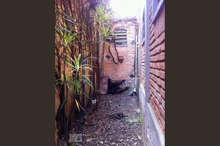 Casa para alugar com 350m², 4 quartos e 2 vagasCorredor 