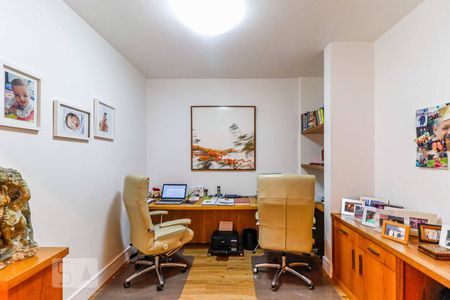 Apartamento à venda com 440m², 4 quartos e 3 vagasEscritório