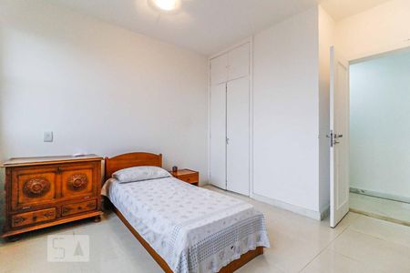 Apartamento à venda com 440m², 4 quartos e 3 vagasQuarto de serviço