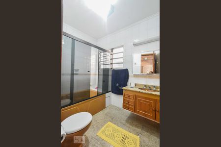 Casa à venda com 413m², 5 quartos e 4 vagasBanheiro Suíte 01