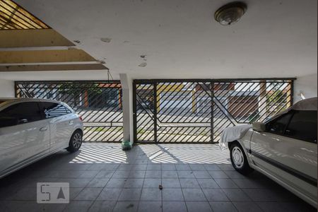 Garagem de casa à venda com 5 quartos, 413m² em Jardim Aeroporto, São Paulo