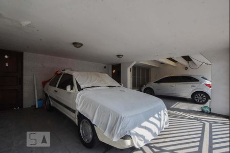 Garagem de casa à venda com 5 quartos, 413m² em Jardim Aeroporto, São Paulo