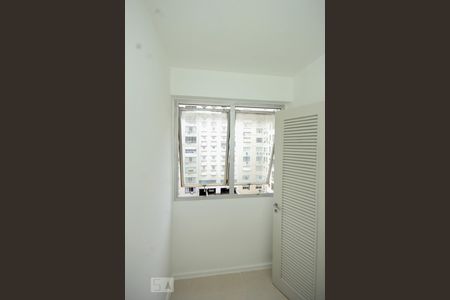 Apartamento à venda com 92m², 3 quartos e 1 vagaÁrea de Serviço