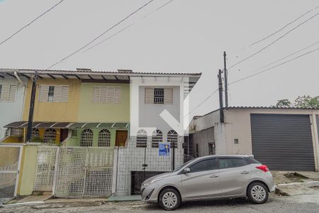 Casa à venda com 170m², 3 quartos e 2 vagasFachada