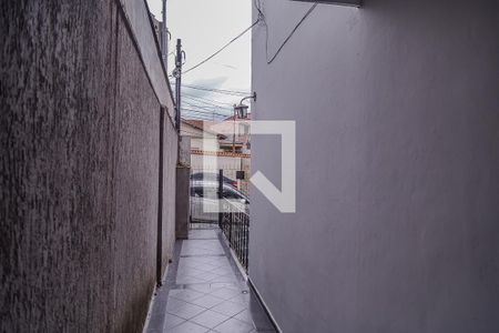 Casa à venda com 170m², 3 quartos e 2 vagasCorredor