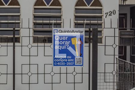 Casa à venda com 170m², 3 quartos e 2 vagasPlaquinha