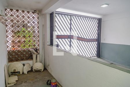 Casa à venda com 170m², 3 quartos e 2 vagasGaragem