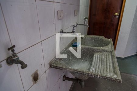 Casa à venda com 170m², 3 quartos e 2 vagasÁrea de Serviço - Detalhe