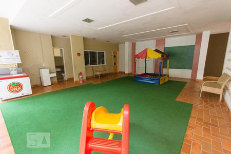 Apartamento para alugar com 68m², 2 quartos e 1 vagaPlayground