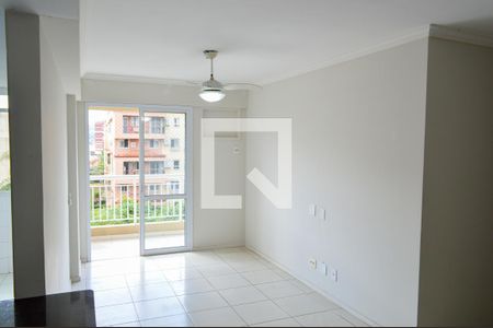 Sala de apartamento para alugar com 2 quartos, 68m² em Taquara, Rio de Janeiro