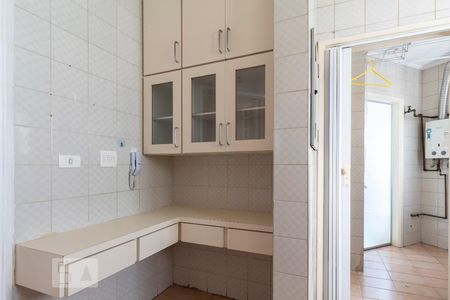 Apartamento à venda com 74m², 2 quartos e 2 vagasCozinha