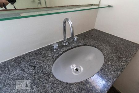 Apartamento à venda com 74m², 2 quartos e 2 vagasPia